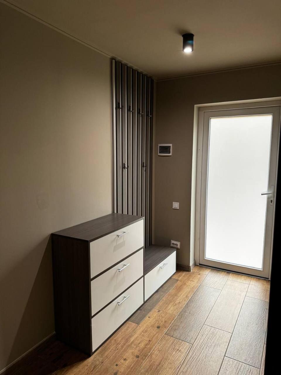 Orlyne Gnizdo Hotel Tsjernivsi Kamer foto